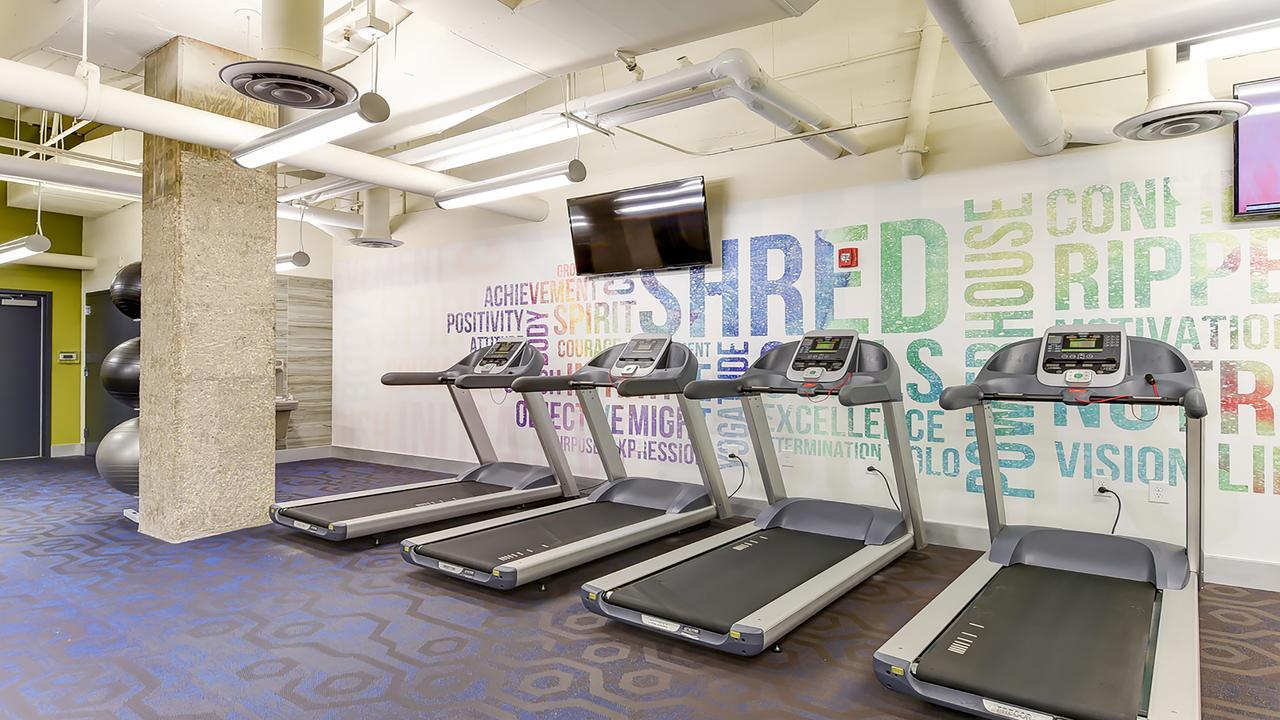 Stay Alfred At Varsity On K Вашингтон Екстериор снимка